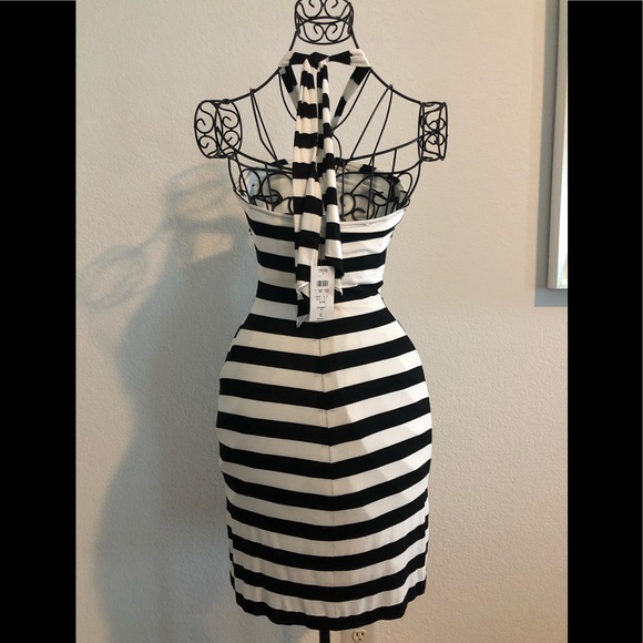 Cache Halter Sundress - Picture 2 of 4